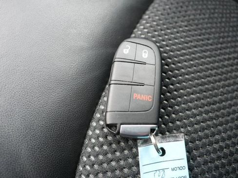 Used 2019 Dodge Journey Crossroad image 36