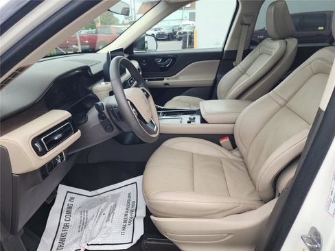 Certified 2023 Lincoln Aviator Reserve w/ Equipment Group 201A AWD/4WD image 17
