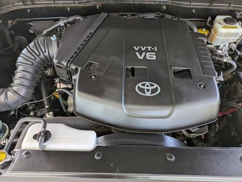 Used 2008 Toyota FJ Cruiser 4WD image 20