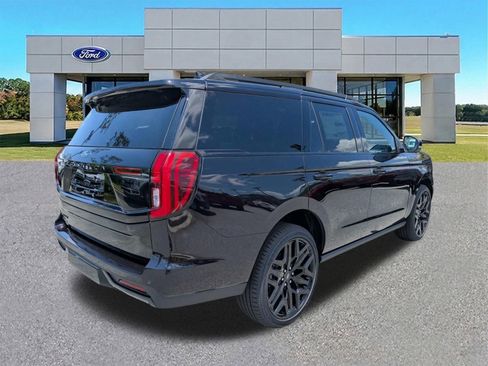 New 2026 Ford Expedition Platinum w/ Stealth Performance Package AWD/4WD image 2