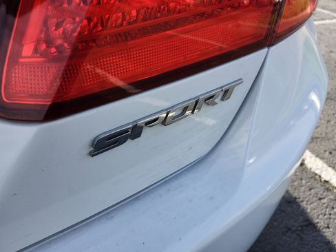 Used 2013 Honda Accord Sport image 22