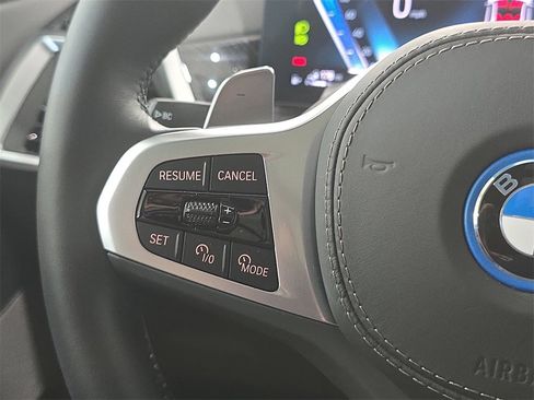 Certified 2026 BMW X5 xDrive50e w/ M Sport Package image 14