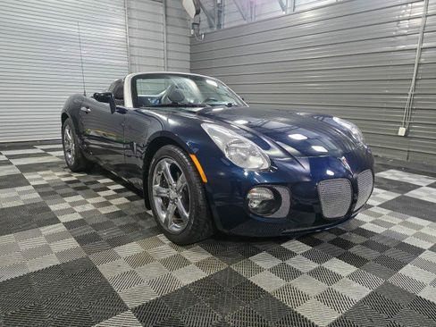 Used 2007 Pontiac Solstice GXP w/ Premium Package RWD image 5
