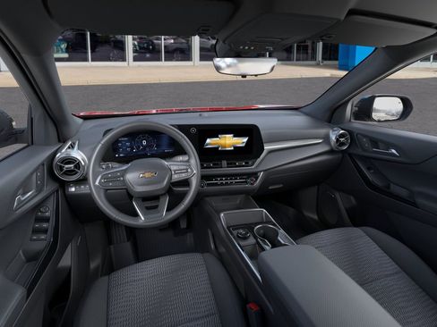 New 2026 Chevrolet Equinox LT AWD/4WD image 15