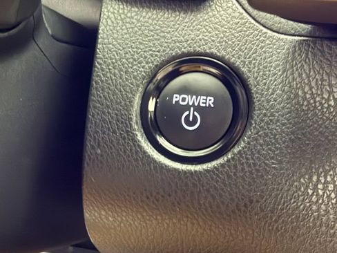 Used 2025 Toyota Camry XLE w/ Premium Package FWD image 15