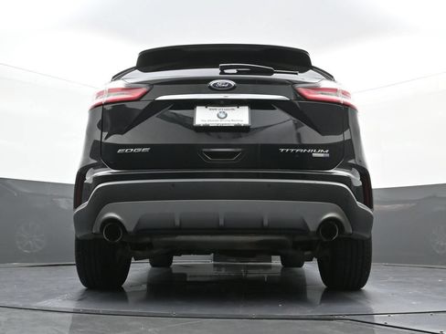 Used 2019 Ford Edge Titanium w/ Cold Weather Package AWD/4WD image 25