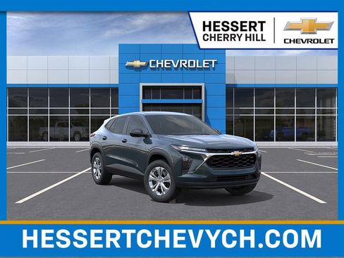 New 2026 Chevrolet Trax LS FWD image 1
