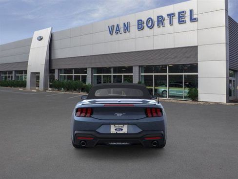 New 2025 Ford Mustang Premium image 5