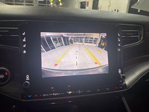 Used 2024 Jeep Wagoneer L Series II w/ Flexible Seating Group image 36