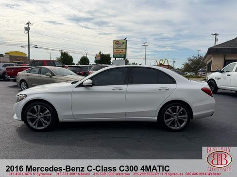 Used 2016 Mercedes-Benz C 300 4MATIC Sedan image 4