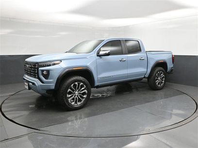 Used 2025 GMC Canyon Denali