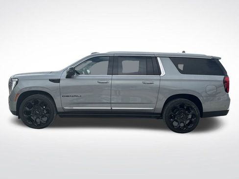New 2026 GMC Yukon XL Denali w/ Denali Reserve Package AWD/4WD image 4