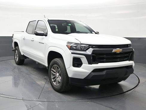 Used 2023 Chevrolet Colorado LT w/ LT Convenience Package RWD image 7