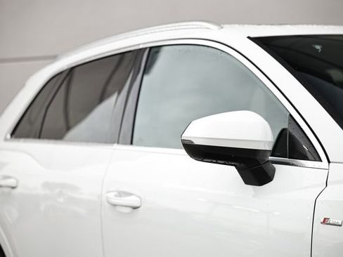 Used 2022 Audi Q3 2.0T Premium w/ Convenience Package image 3