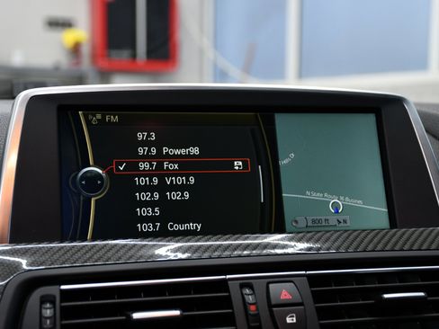 Used 2013 BMW M6 Coupe image 38