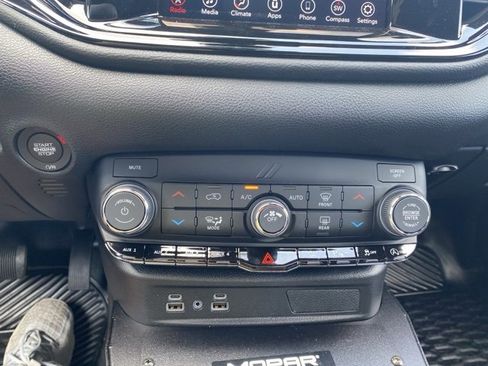 New 2025 Dodge Durango Pursuit image 23