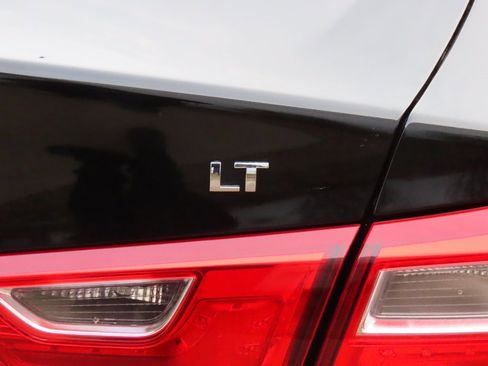 Used 2024 Chevrolet Malibu LT image 15