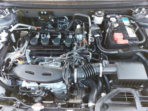 Used 2025 Honda Accord LX image 32