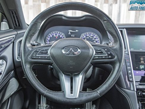 Used 2017 INFINITI Q60 Red Sport 400 AWD/4WD image 13