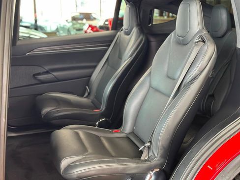 Used 2022 Tesla Model X Plaid image 24