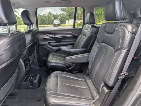 Used 2023 Jeep Grand Cherokee L Limited RWD image 36