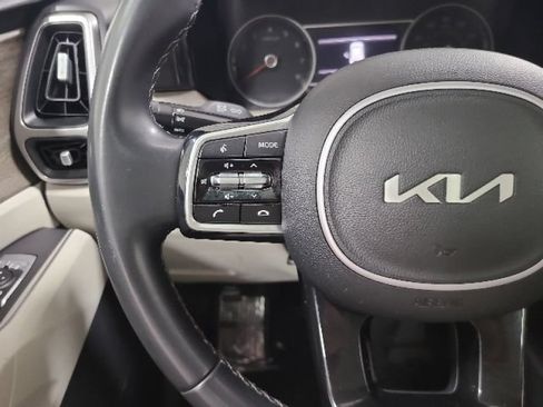 Used 2023 Kia Sorento S w/ Panoramic Sunroof Package AWD/4WD image 28