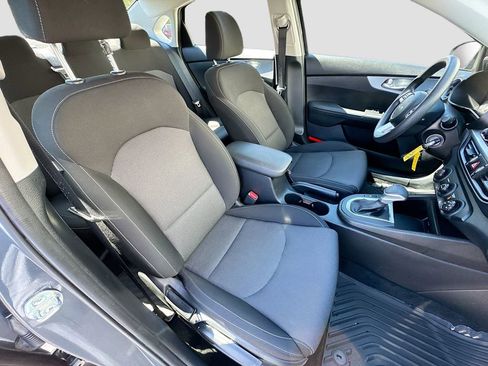 Used 2023 Kia Forte LXS image 23