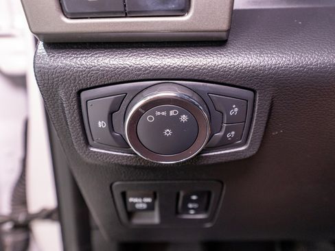 Used 2019 Ford Expedition Max XLT w/ Equipment Group 202A RWD image 28