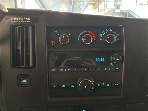 Used 2022 Chevrolet Express 2500 w/ Driver Convenience Package image 18