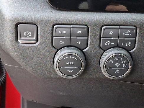 Certified 2026 Chevrolet Silverado 1500 High Country w/ Max Trailering Package image 24