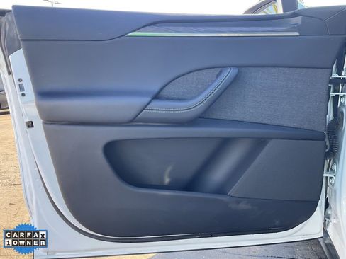 Used 2023 Tesla Model X image 22