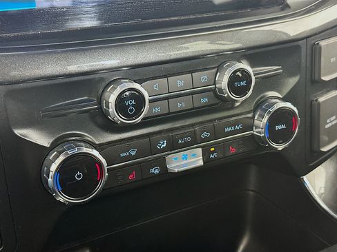Used 2022 Ford F150 XLT w/ Equipment Group 302A High AWD/4WD image 23