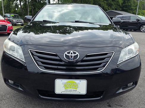Used 2009 Toyota Camry XLE FWD image 2