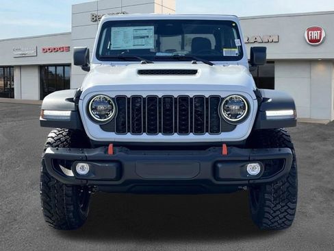 New 2026 Jeep Gladiator Mojave image 2