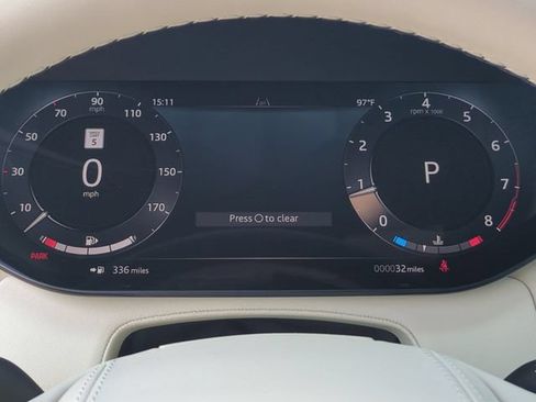 New 2026 Land Rover Range Rover Long Wheelbase SE AWD/4WD image 8