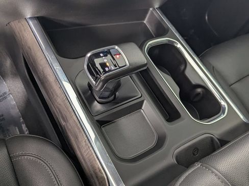 Used 2022 Chevrolet Silverado 1500 LTZ w/ Technology Package RWD image 25