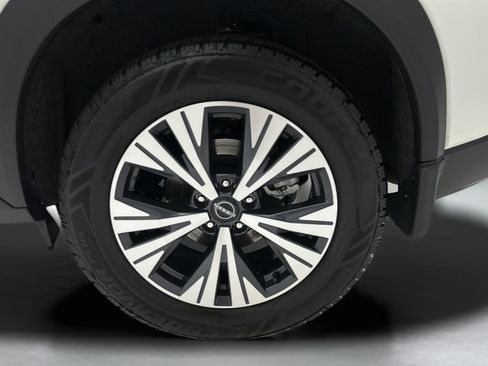 Used 2023 Nissan Rogue SV w/ SV Premium B Package AWD/4WD image 8