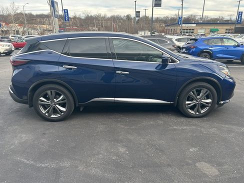 Used 2019 Nissan Murano Platinum image 4
