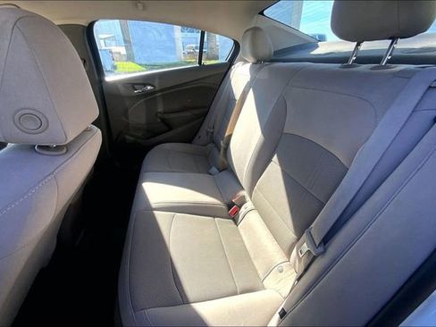 Used 2017 Chevrolet Cruze LS image 23