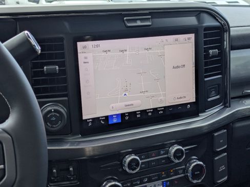 New 2025 Ford F250 Lariat w/ Lariat Ultimate Package image 39