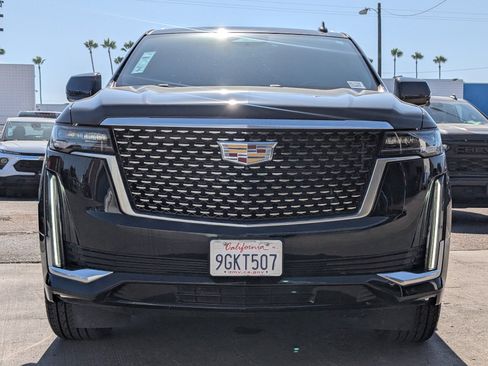 Used 2023 Cadillac Escalade ESV Luxury RWD image 5