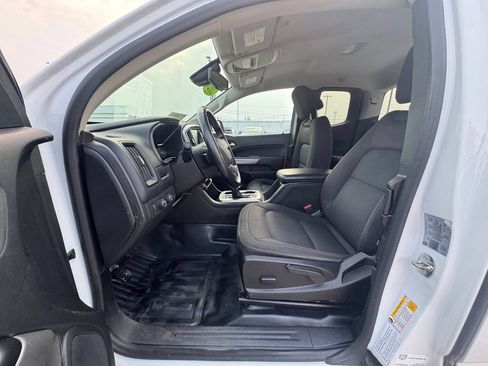 Used 2022 Chevrolet Colorado LT w/ Fleet Safety Package AWD/4WD image 12