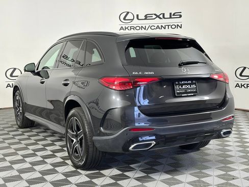 Used 2025 Mercedes-Benz GLC 300 4MATIC image 9