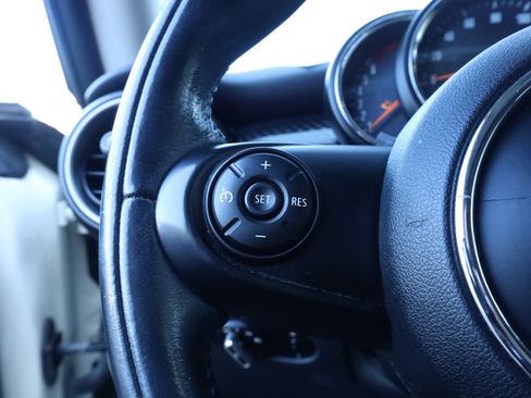 Used 2015 MINI Cooper S image 38