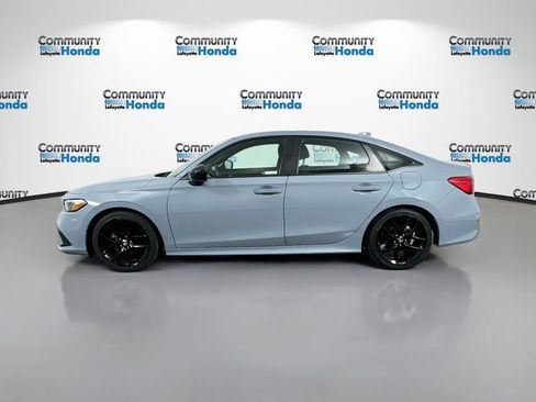 Used 2024 Honda Civic Sport image 8