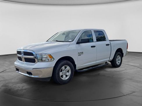 Used 2022 RAM 1500 Classic SLT AWD/4WD image 5