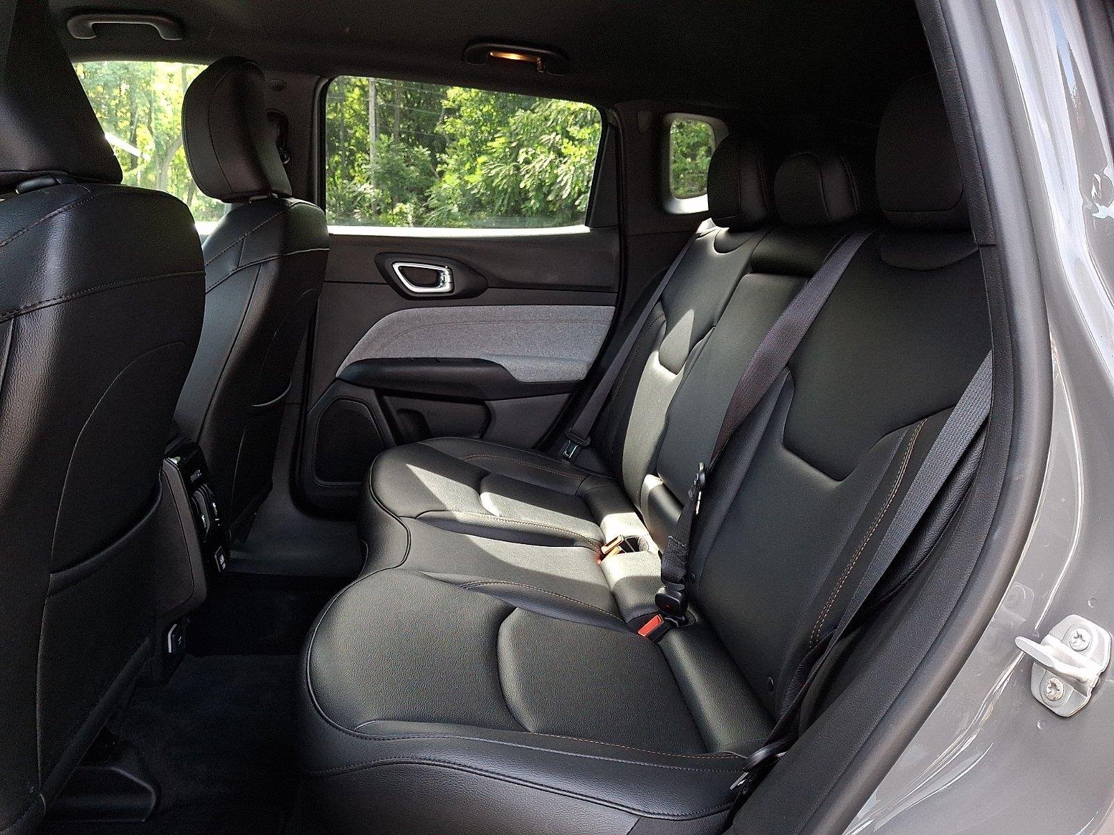 Used 2024 Jeep Compass Latitude AWD/4WD image 10