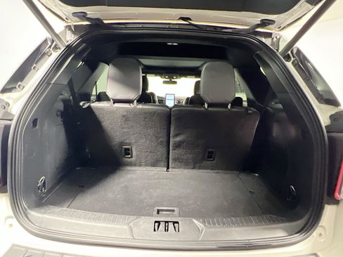 Used 2023 Ford Explorer ST w/ Equipment Group 401A image 34