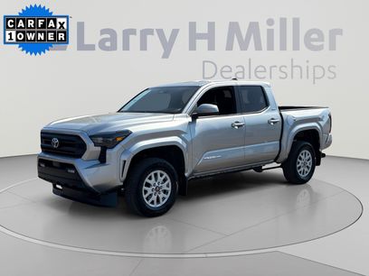 Used 2025 Toyota Tacoma SR5