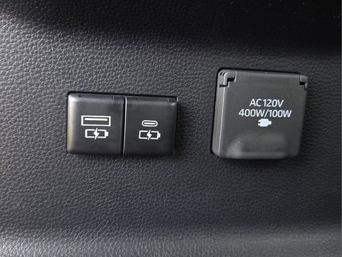 New 2026 Toyota Tundra Limited AWD/4WD image 15